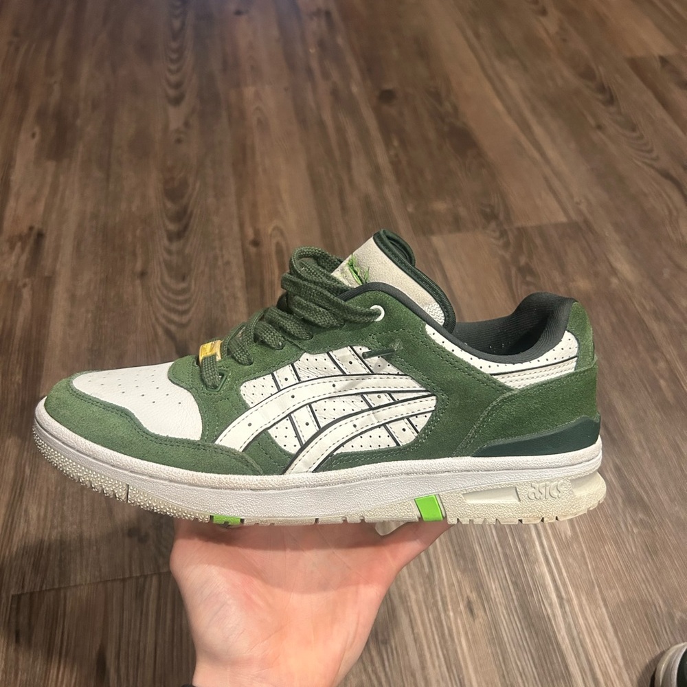 ASICS Omakase Green and White